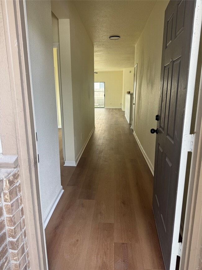 Building Photo - 16531 Cheshire Grove Ln