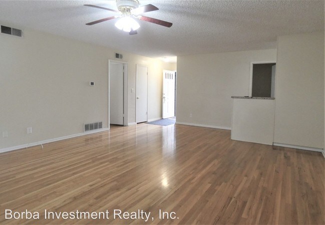Building Photo - 4 br, 2 bath House - 11566 E 168th Street