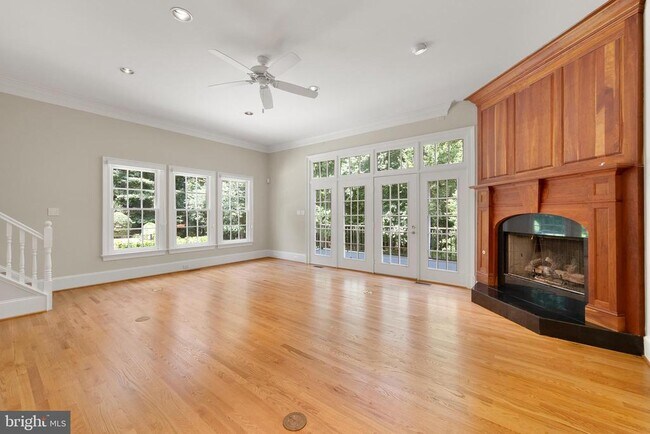 Building Photo - 532 Springvale Rd