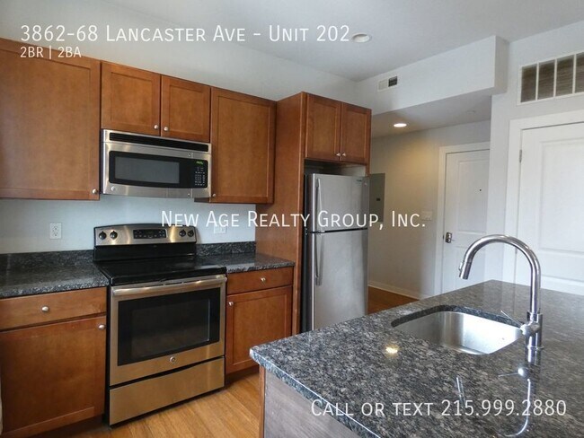 Foto del edificio - 3862-68 Lancaster Ave