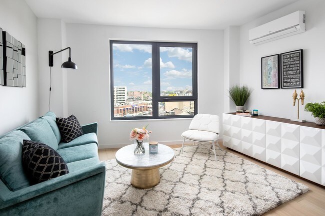 Foto del edificio - 37-46 72nd Street