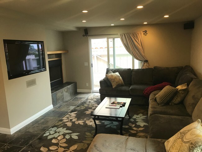 Building Photo - 5225 Bindewald Rd