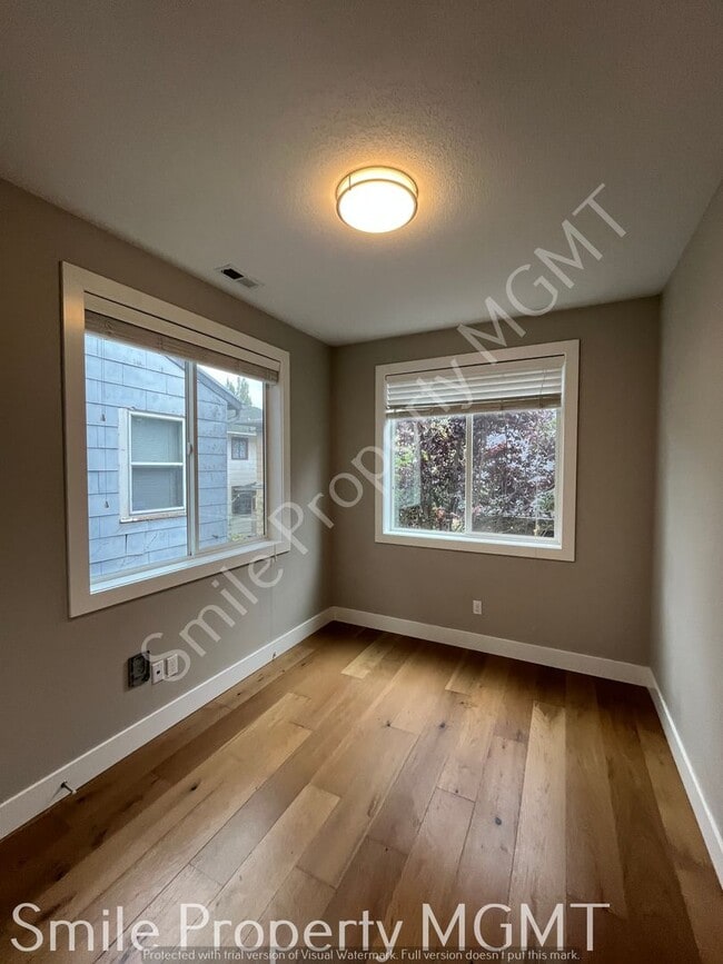 Foto del edificio - 2422 SE Morrison St