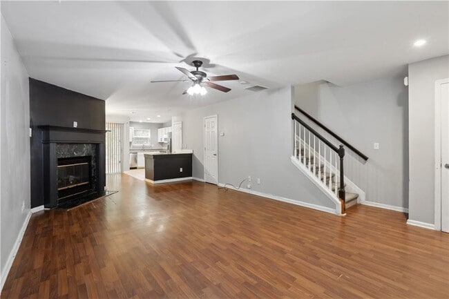 Building Photo - 1823 Devon Dr