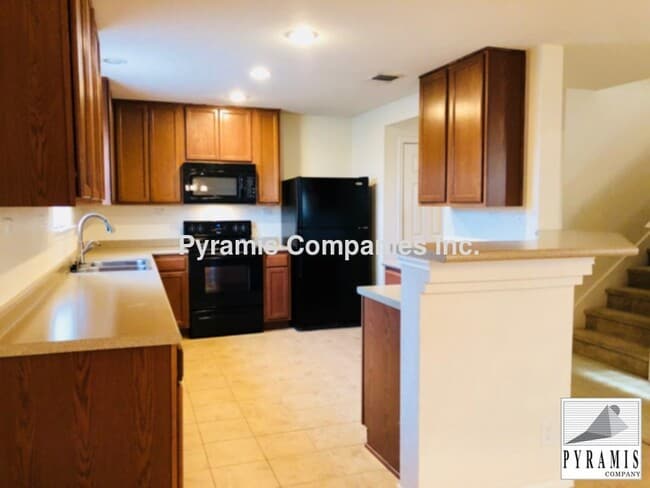 Building Photo - 6527 San Miguel Way