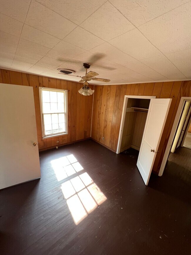 Foto del edificio - 2511 Quinton St