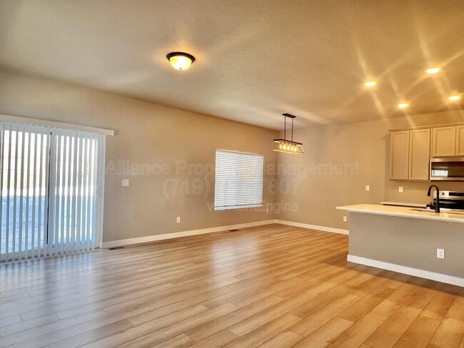 Building Photo - 11120 Anhinga Ct