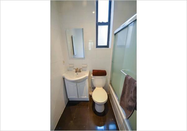 Primary Photo - 885 9th Ave