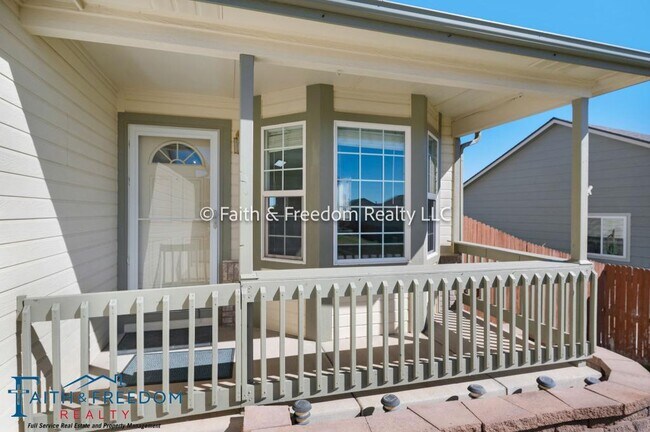 Building Photo - 8354 Freestar Way
