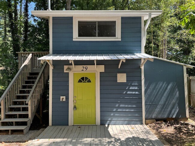 Building Photo - North AVL - Simple, Private, Cute!