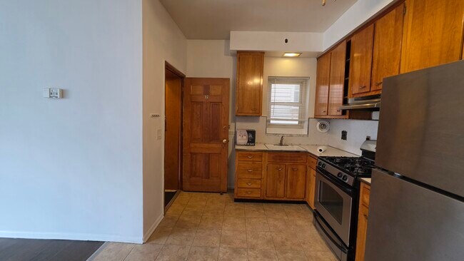 Foto del edificio - 139 Poplar St