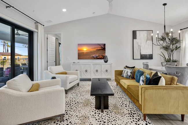 Building Photo - 23272 W Eldorado Ave