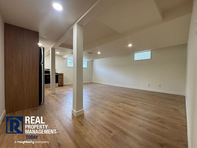 Foto del edificio - 910 N Union Ave