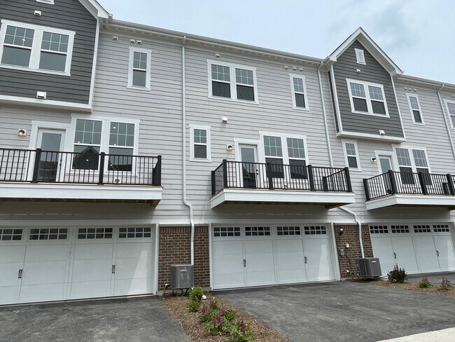 Foto del edificio - 115 Yorktown Ct