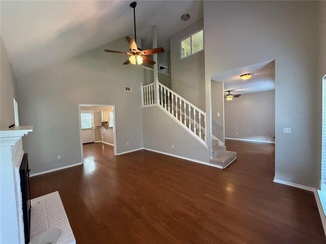 Building Photo - 10535 Willow Meadow Cir