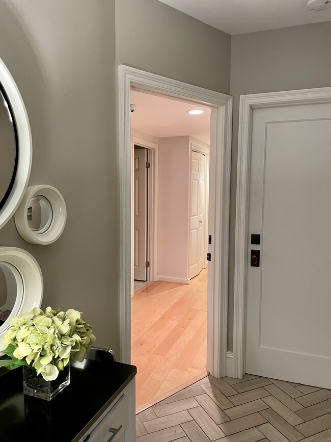 Entry Hall - 1412 Corcoran St NW