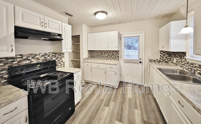 Building Photo - 1757 Bartram Rd