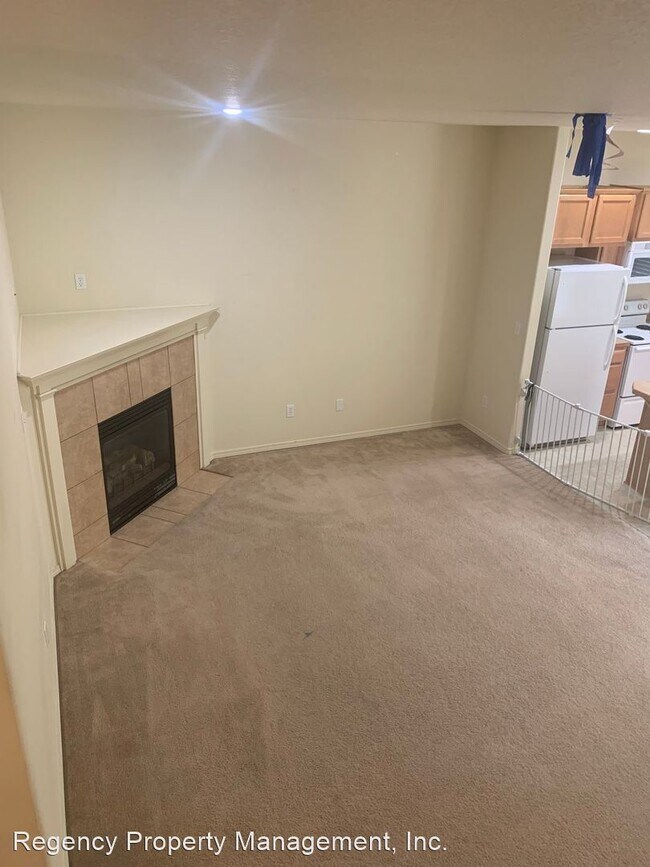 Building Photo - 17475 SW Rose Petal Ln