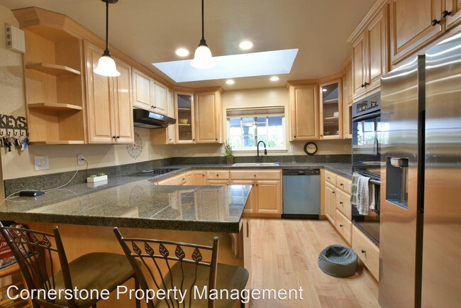 Building Photo - 4 br, 2 bath House - 4626 Royal Grove Ct