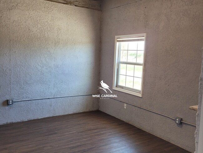 Building Photo - 17812 Private Rd 2160