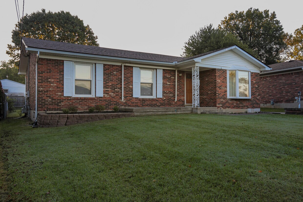 Photo - 2509 Paddock Court