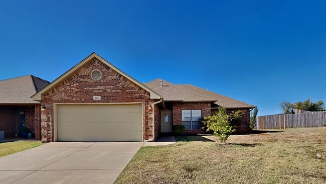 Foto del edificio - 4 Bedroom Home in Edmond