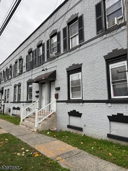 Foto principal - 1301 S 2nd St