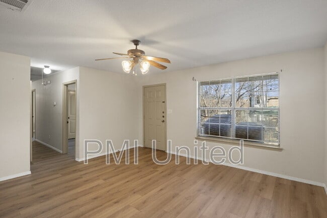 Photo - 2335 N Elm St Townhome