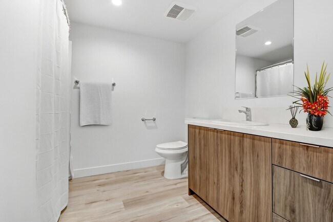 Interior Photo - 3057 West Pico Apartments