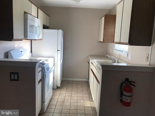 Building Photo - 261 Tavistock
