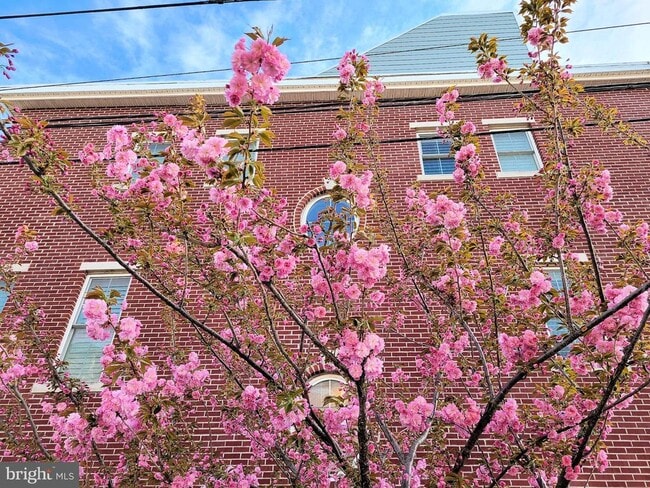 Foto del edificio - 1000 Dorrance St