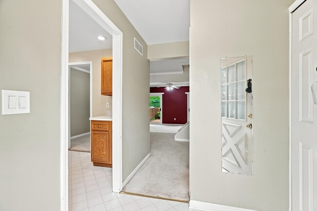 Building Photo - 5141 Buckingham Pl Dr