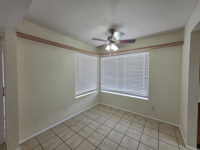 Foto del edificio - 2834 S Ext Rd