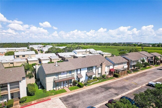 Foto del edificio - 11 Rock Creek Dr