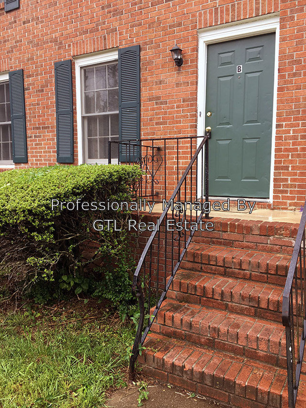 Building Photo - 439 Tarragon Way SW
