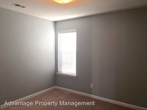 Foto del edificio - 8867 Versilia Ave