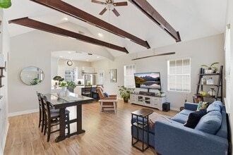 Building Photo - 43 Regency Pt