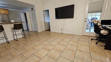 Building Photo - 4092 NW 87th Ave