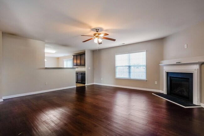 Foto del edificio - 5022 Gailardia Drive