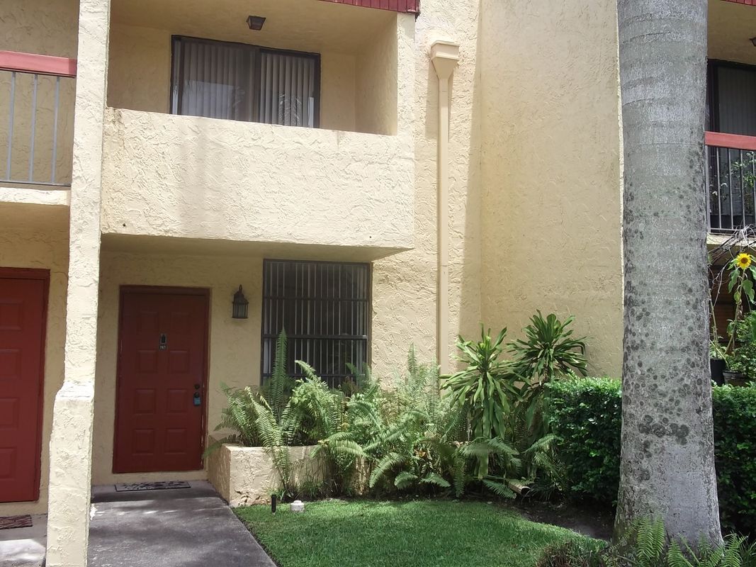 Foto principal - 767 SE 1st Way