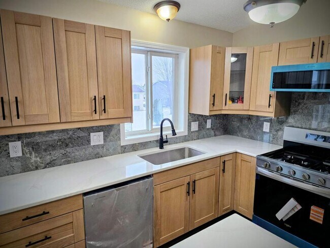 Foto del edificio - 5364 56th Ave NW