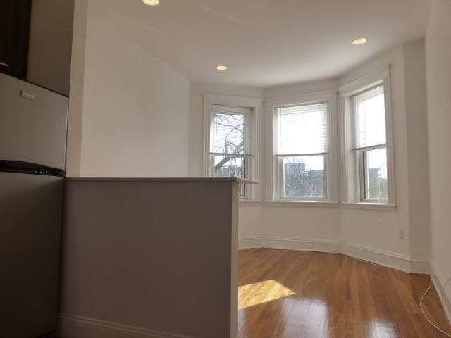 Foto del edificio - 191 Park Dr