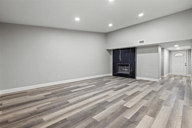 Foto del edificio - 3939 Branch Hollow Dr
