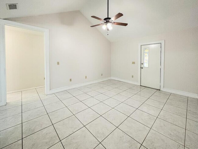 Building Photo - 2909 La Loma Drive