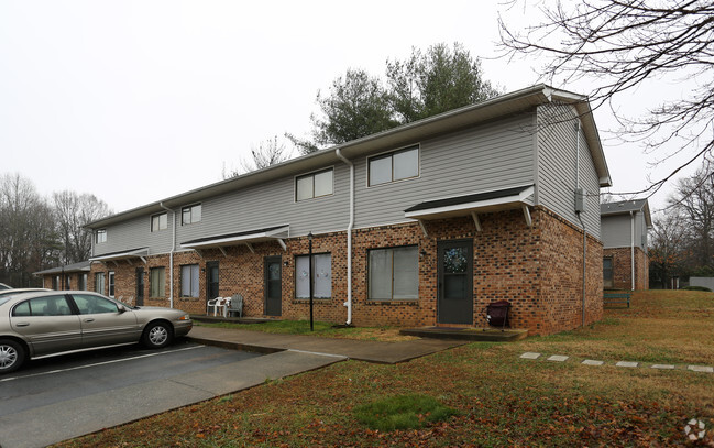 Foto del edificio - Jefferson Village Apartments