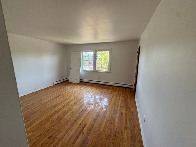 Foto del edificio - 231 Rahway Ave