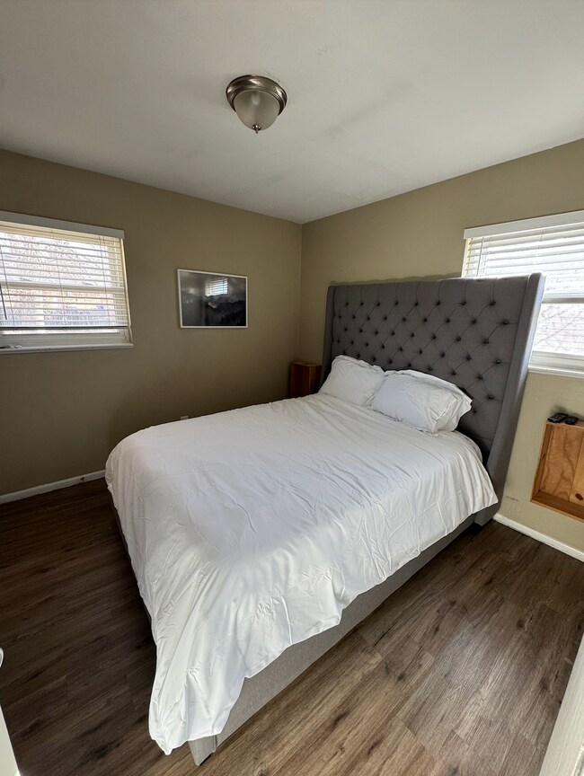 Foto del edificio - 7370 Utica St