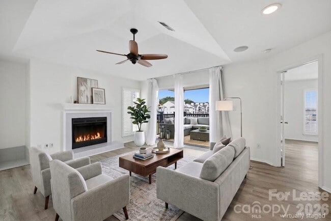 Building Photo - 18883 Vineyard Point Ln