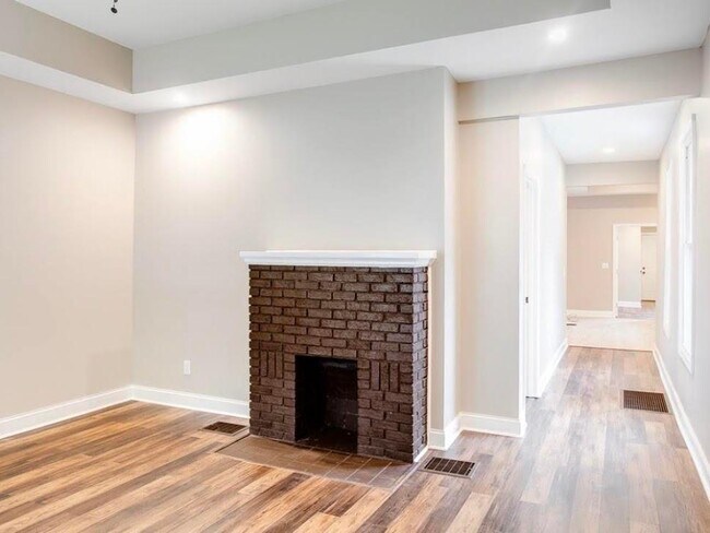 Foto del edificio - 609 E Burnett Ave