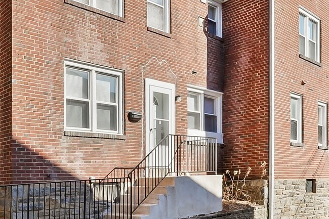 Photo - 709 Morgan Ave Apartment